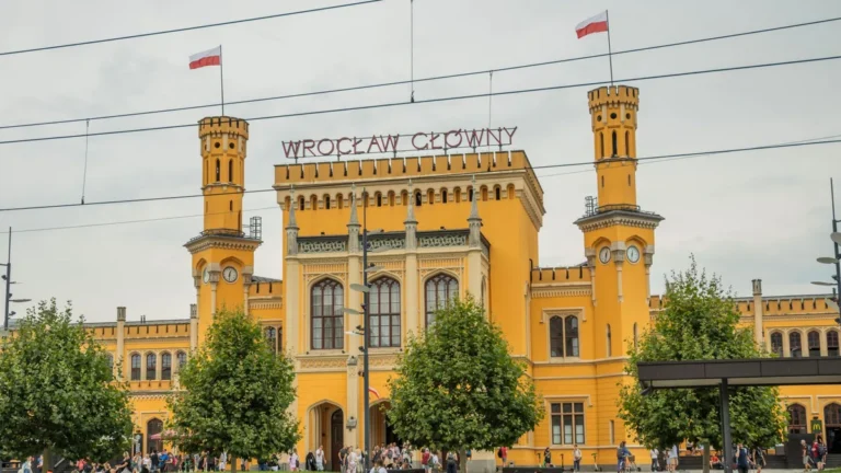 Dworzec Wrocław Główny - zdjęcie ilustracyjne